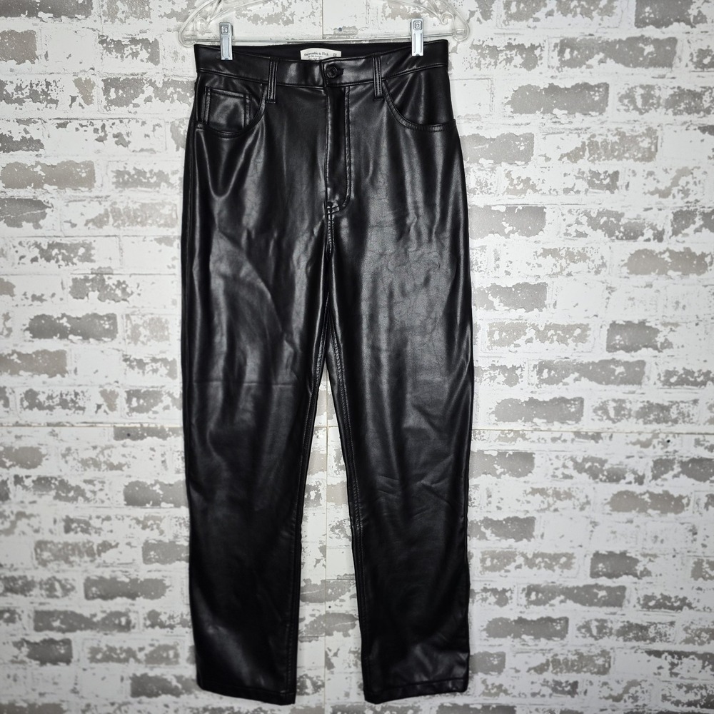 Abercrombie & Fitch The 90s Straight Ultra High Rise Vegan Leather Pants Size 29